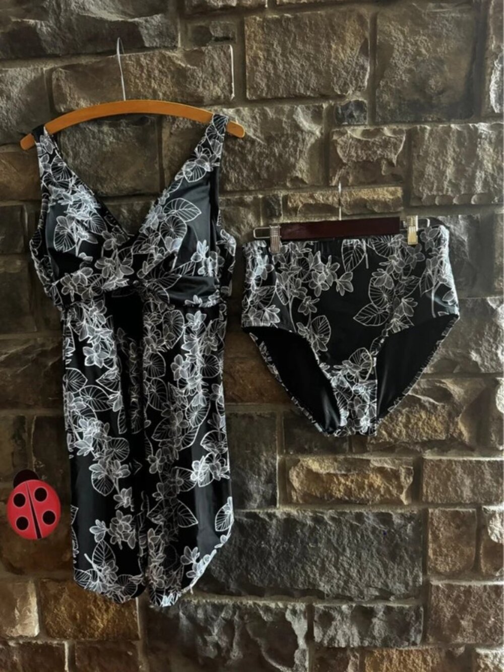 Black and White Floral Tankini Swimsuit Set